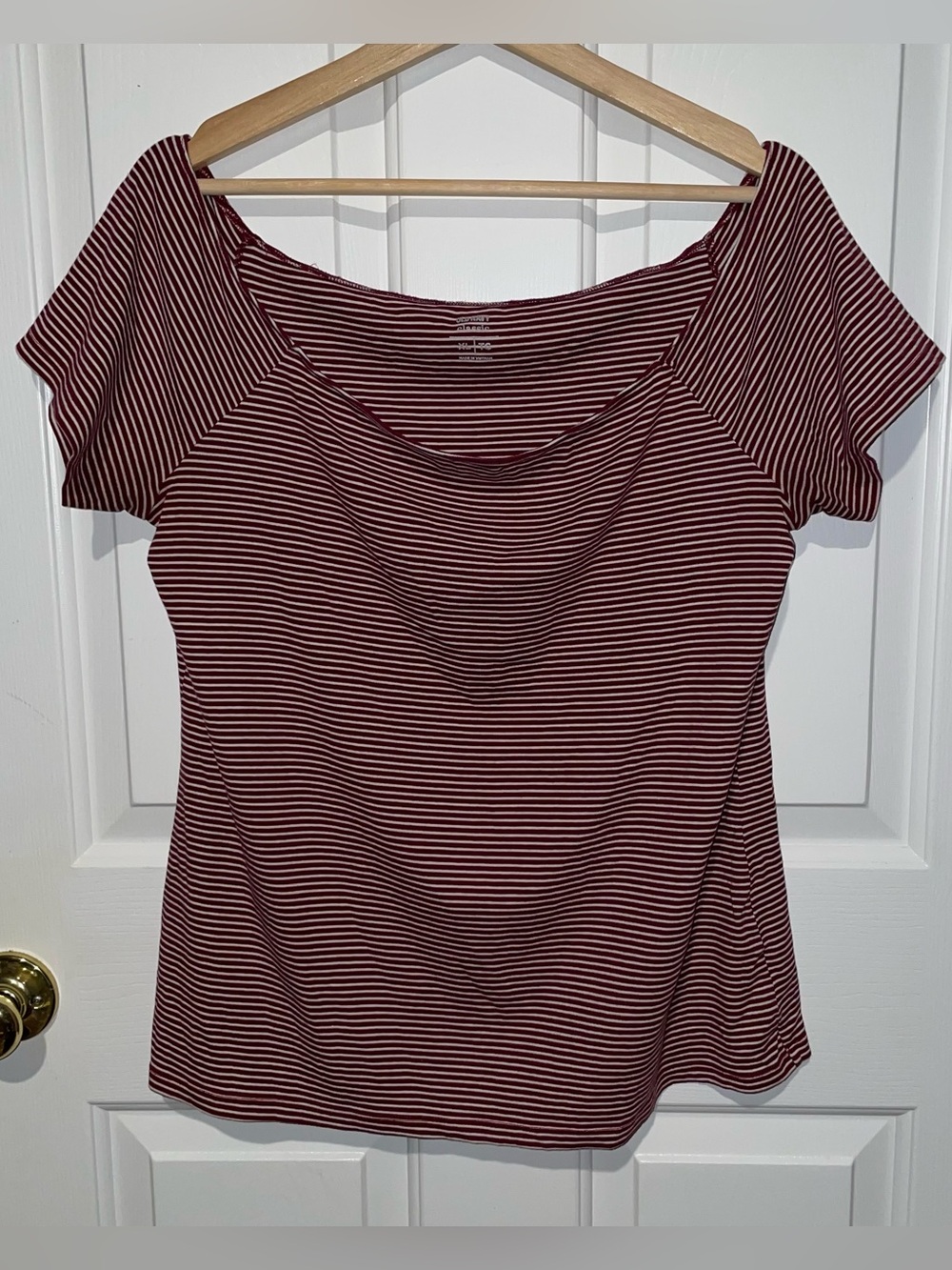 Old Navy Burgundy White Striped Scoop-Neck Off Shoulder Short Sleeve Women XL